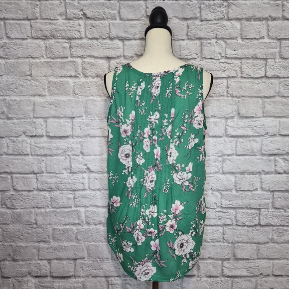 Torrid Top Green White Pink Floral Sleeveless Button Front Vneck Size Torrid L - Picture 6 of 9